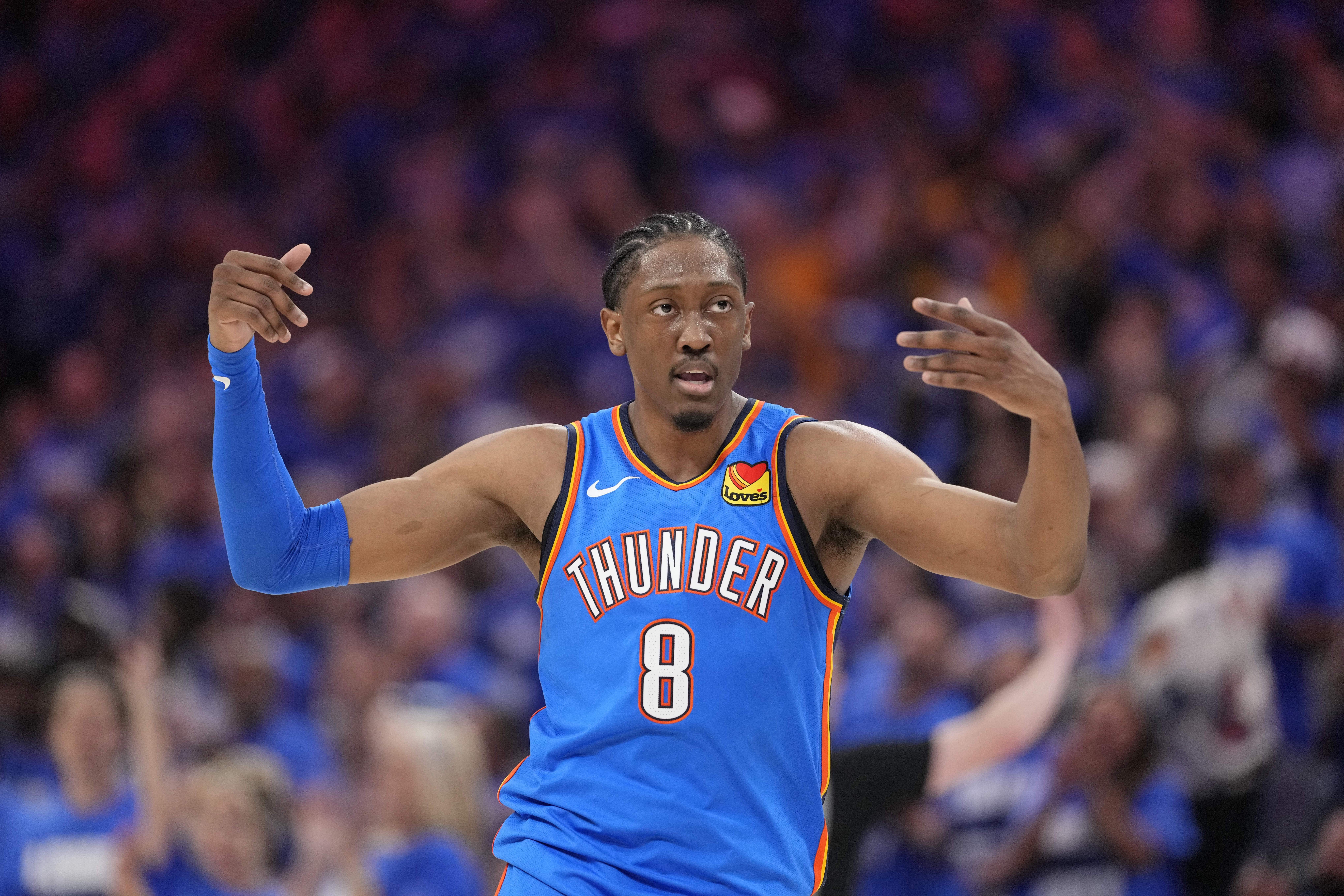 杰威：我是科比的忠实球迷，越是身处季后赛境地就越能理解他当年的状态