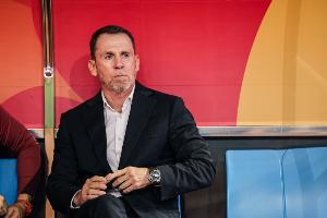 久尔杰维奇：很开心临时执教国足 我们不需要惧怕对手