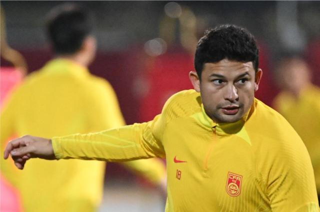 必一运动全站app-亚足联官网评亚冠历史十大球星 艾克森德扬在列