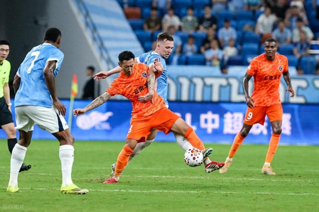 必一运动网页版-上港肠子悔青了？放走的国脚王牌中场在玉昆爆发，自己却深陷泥潭|徐新|上海海港|云南|云南玉昆|中超_新浪体育_新浪新闻